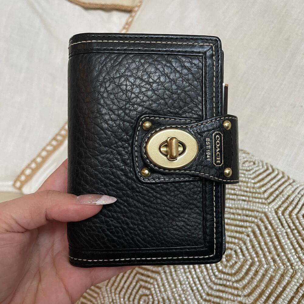 COACH Legacy Turnlock Agenda Planner Black Pebbled Leather Brass Y2K